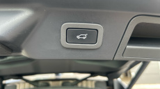 Land Rover Range Rover Velar 2.0 P250 SE 5dr Auto Petrol Estate